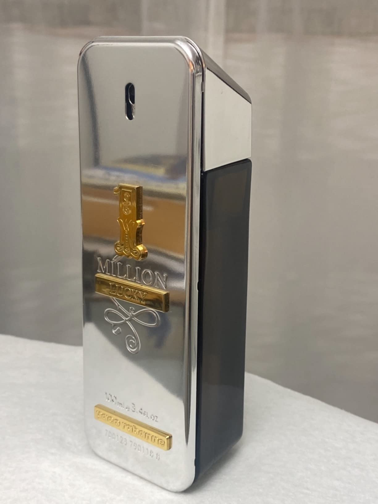 Rabanne 1 Million Parfum/Lucky - đánh giá và giá Event & Party Supply
